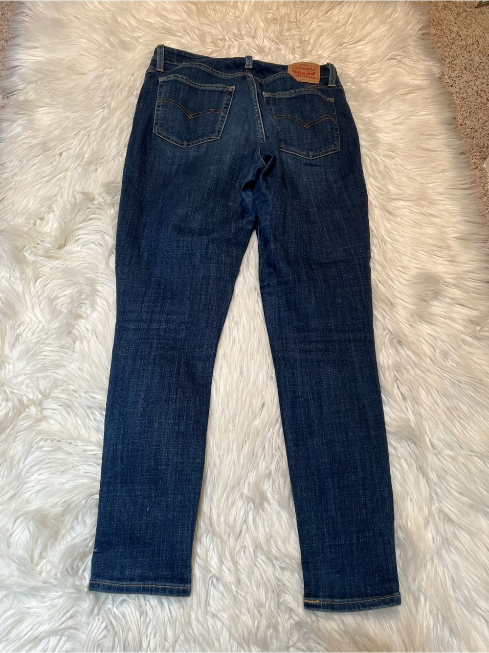 Levi's Women's Size 30 721 High Rise Skinny Jean Dark Wash Stretch Cotton - Picture 5 of 9
